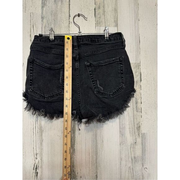 Forever 21 black Jean shorts - Picture 6 of 9